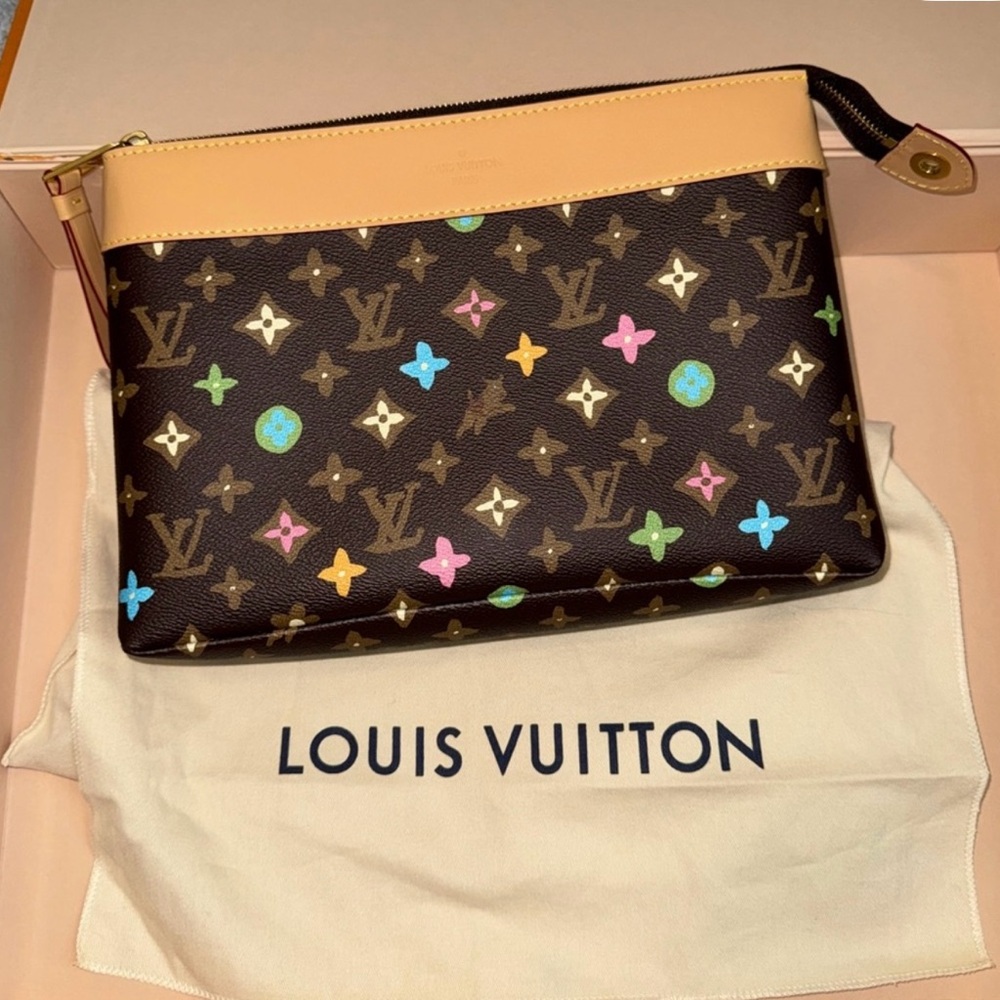 🔥Louis Vuitton By Tyler The Creator Voyage Souple Clutch